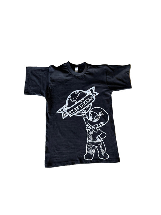 Black Tshirt